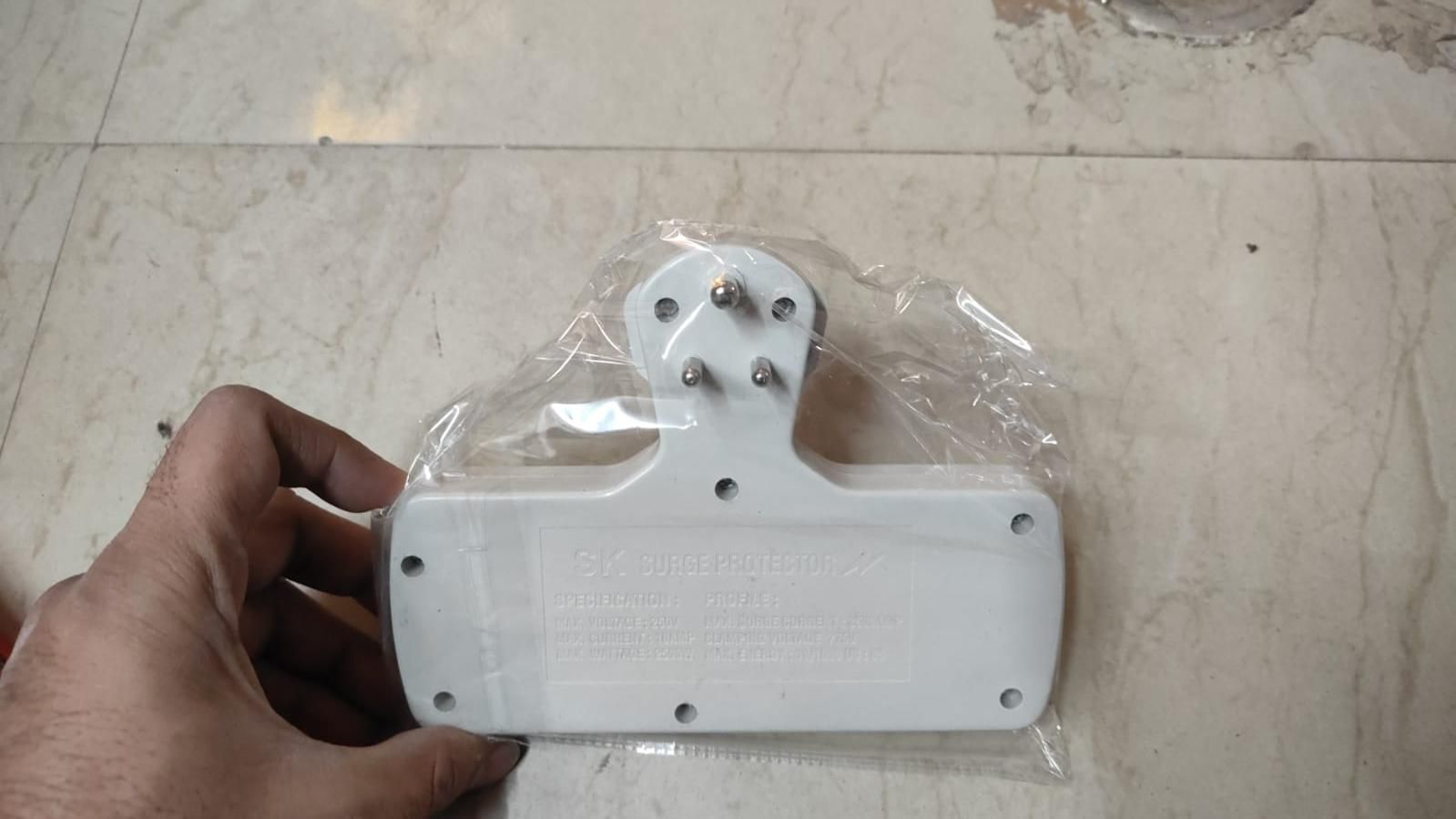 3 Pin Multi Plug Point  Cordless Wall Socket Extension Board